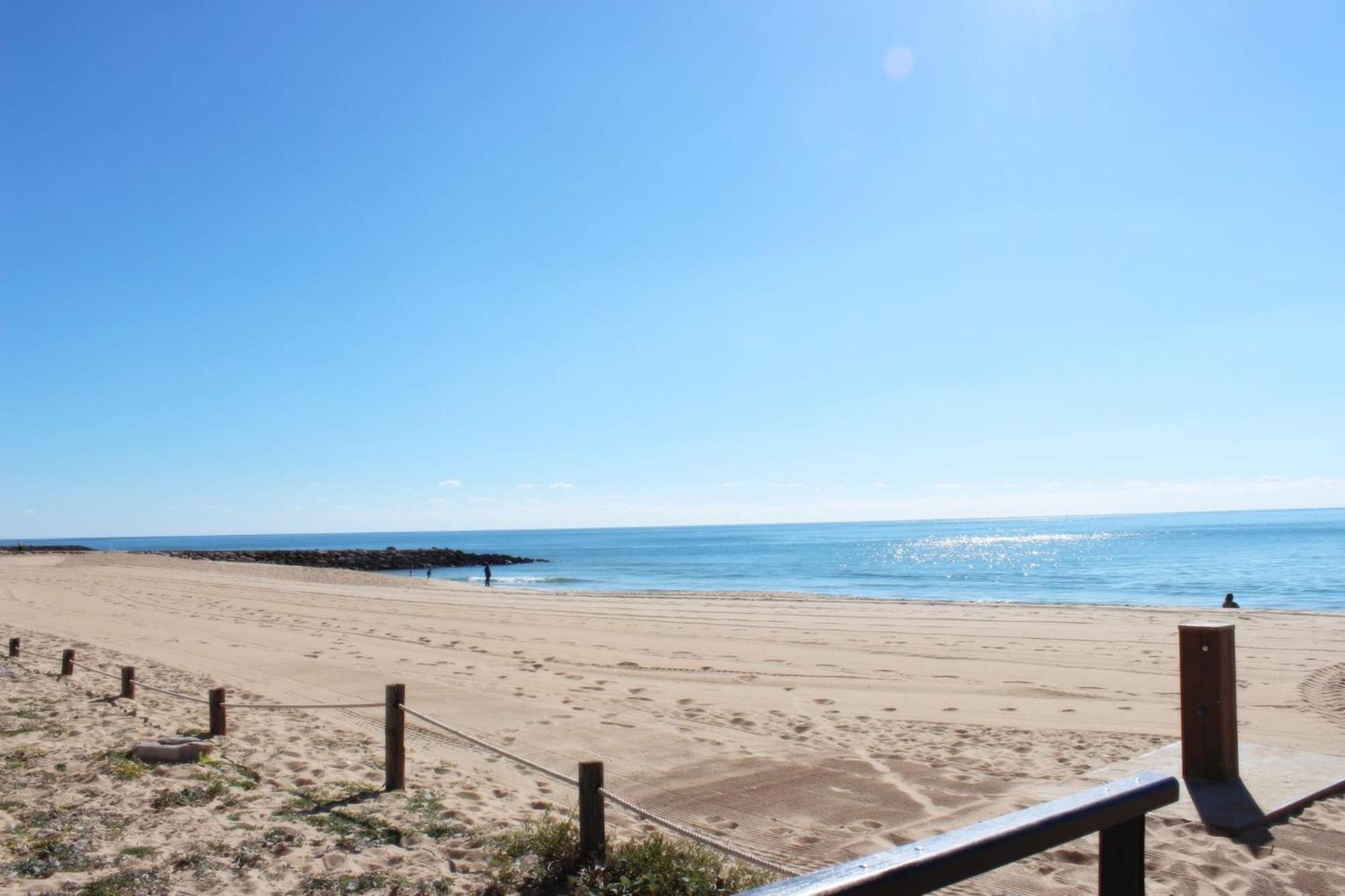 Quarteira Mar - Beach Front Bagian luar foto