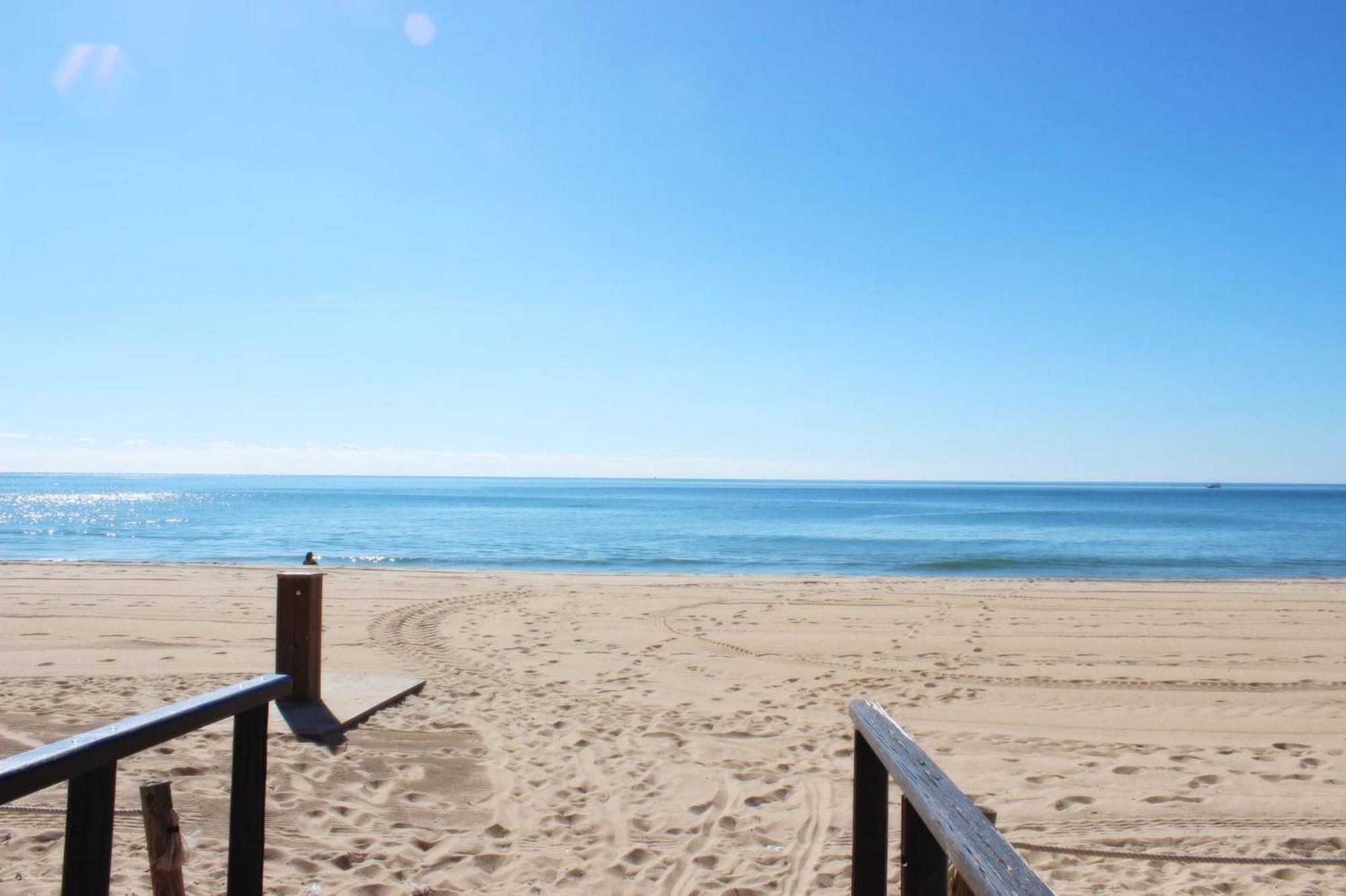 Quarteira Mar - Beach Front Bagian luar foto