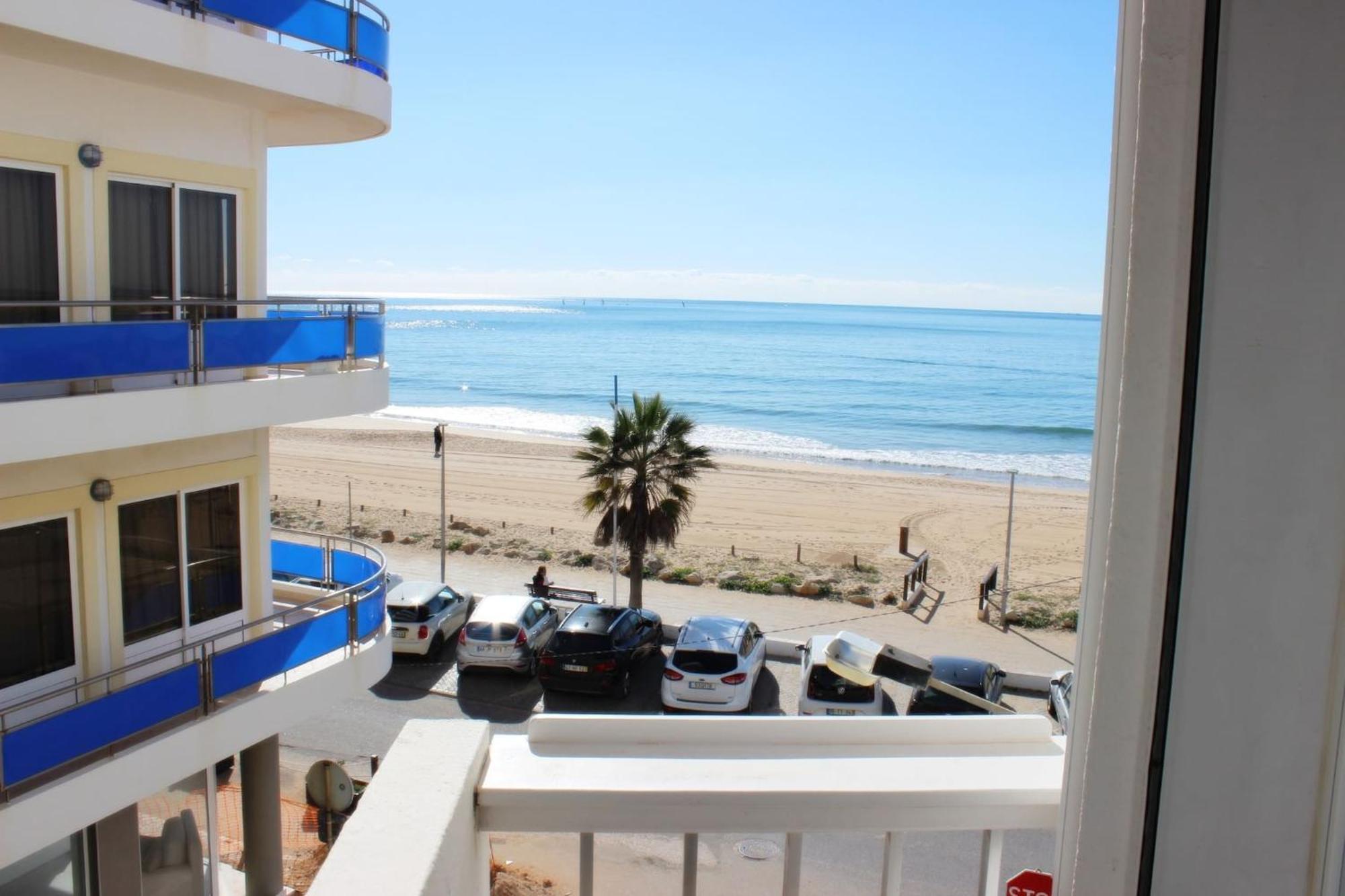 Quarteira Mar - Beach Front Bagian luar foto